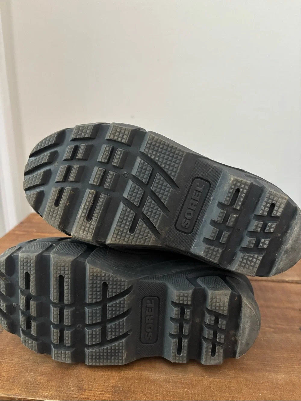 Sorel children snow